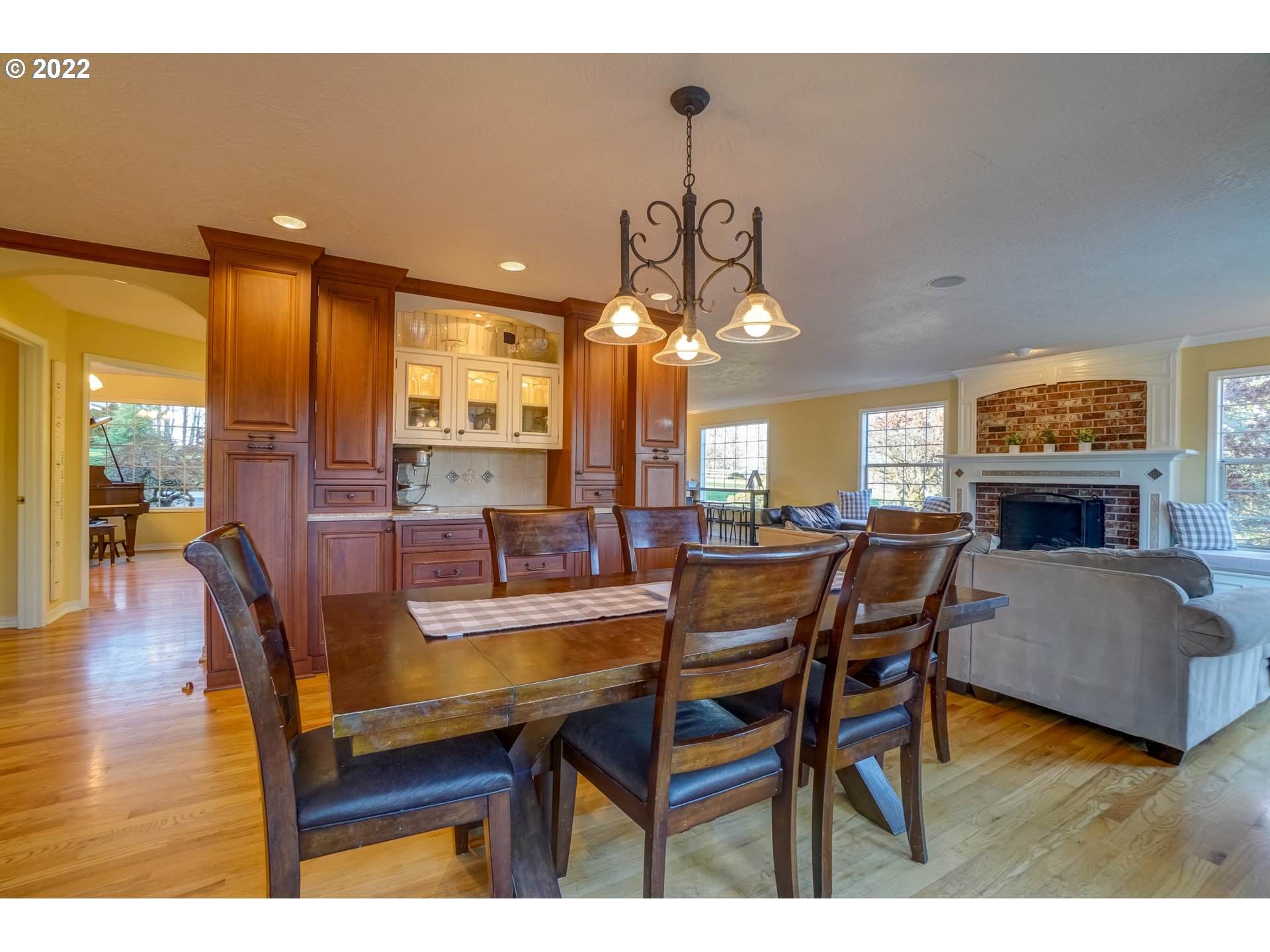 21590 Southwest Stafford Road Tualatin, OR 97062 - Photo 10 of 32 Gallery Image 10