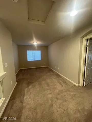 $2,200 | 9844 Kodiak Island Court, Las Vegas, NV 89141