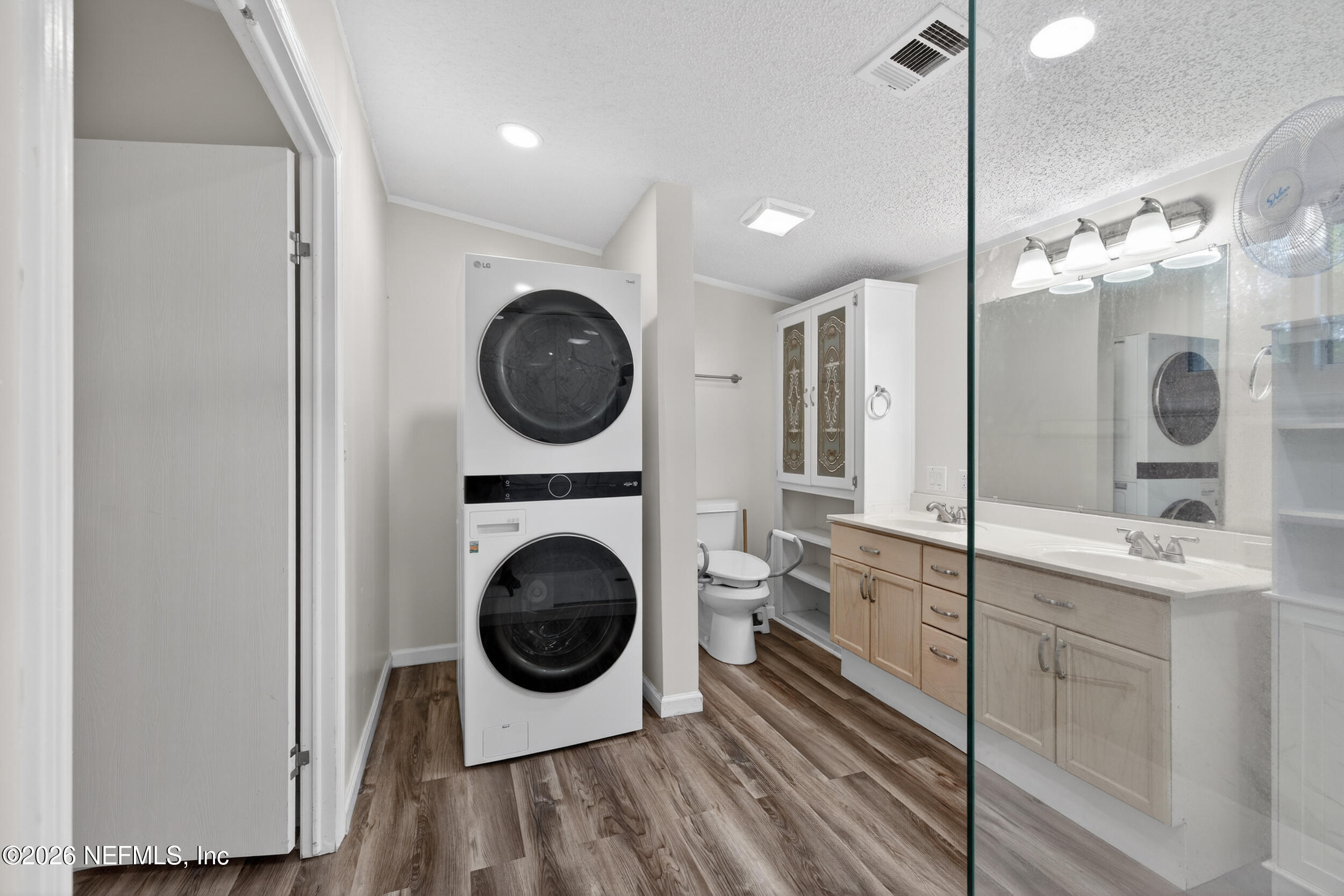 95021 Raintree Lane Fernandina Beach, FL 32034 - Photo 20 of 35 Washer and Dryer convey