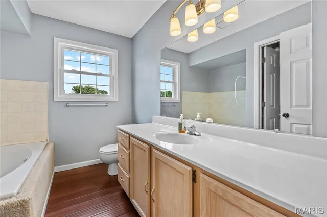 $329,900 | 1014 Daniel Drive, Maryville, IL 62062