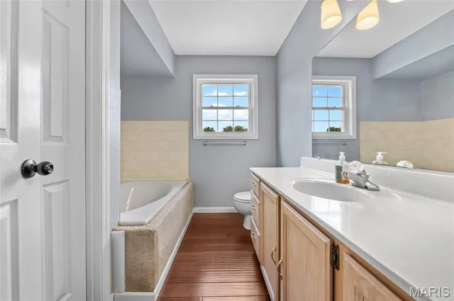 $329,900 | 1014 Daniel Drive, Maryville, IL 62062