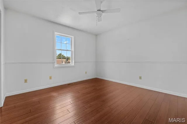 $329,900 | 1014 Daniel Drive, Maryville, IL 62062