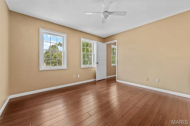 $329,900 | 1014 Daniel Drive, Maryville, IL 62062