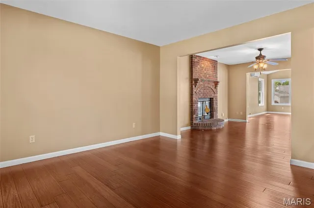 $329,900 | 1014 Daniel Drive, Maryville, IL 62062