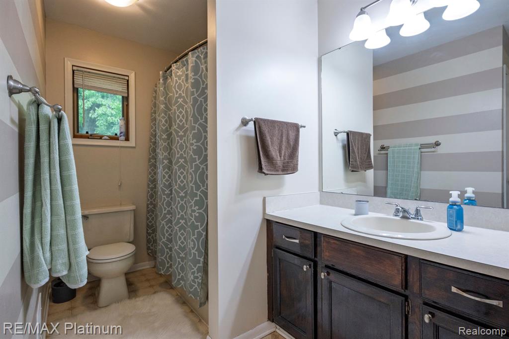 638 Glenwyth Road Brighton, MI 48116 - Photo 19 of 37 Gallery Image 19