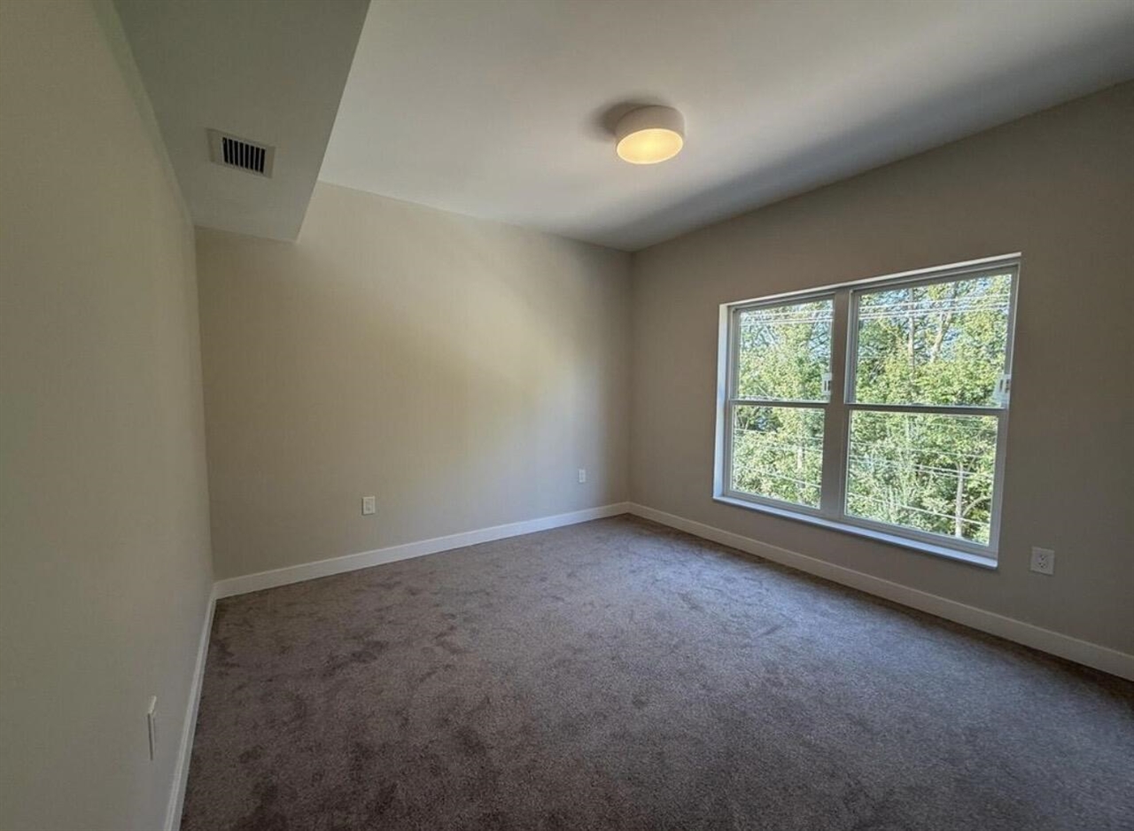 2645 Burton Road, Unit : 2 BED Ann Arbor, MI 48104 - Photo 20 of 25