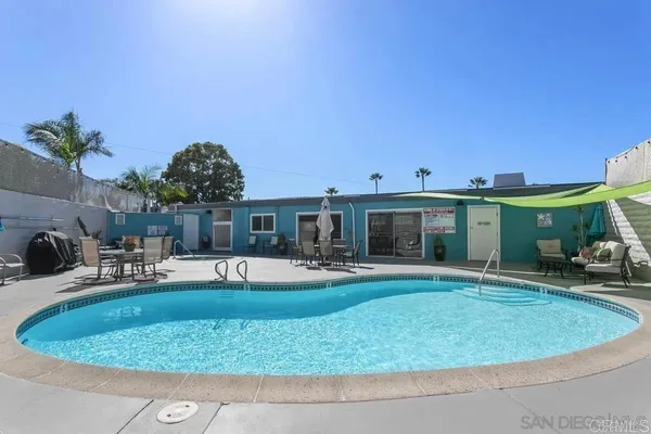 $419,000 | 3606 Vista Rey, Unit 37, Oceanside, CA 92057