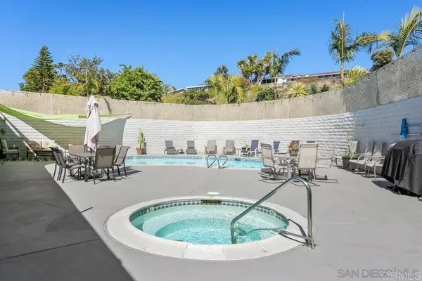 $419,000 | 3606 Vista Rey, Unit 37, Oceanside, CA 92057