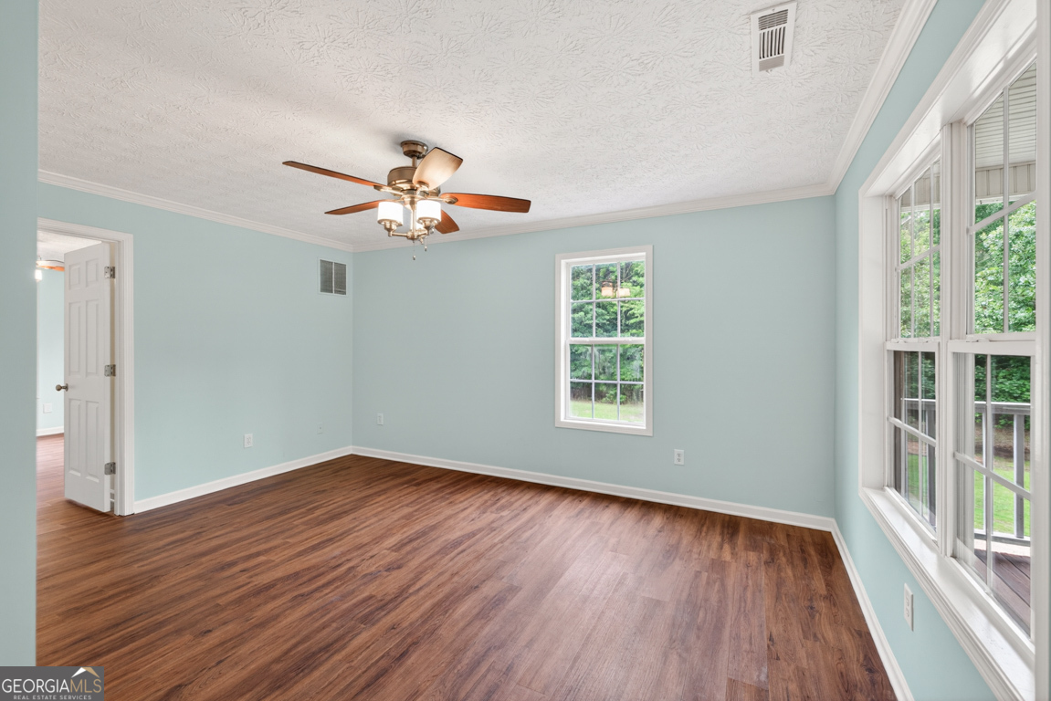 316 Biltmore Road Mansfield, GA 30055 - Photo 10 of 55