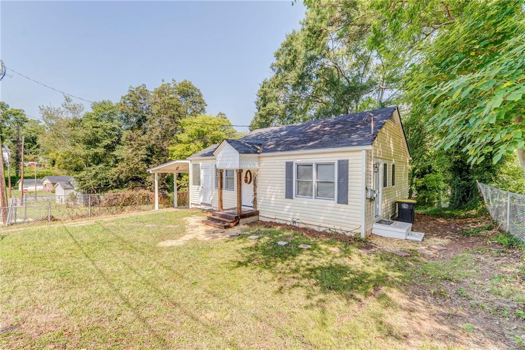 2005 Highland Circle Rome, GA 30161 - Photo 33 of 36 a house that has a tree in front of it