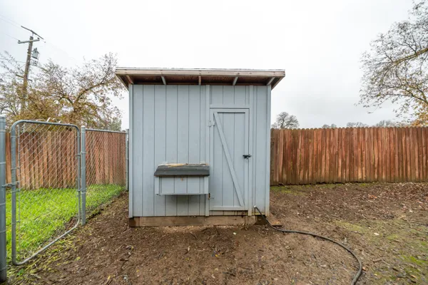 $326,000 | 24175 Old 44 Drive, Millville, CA 96062