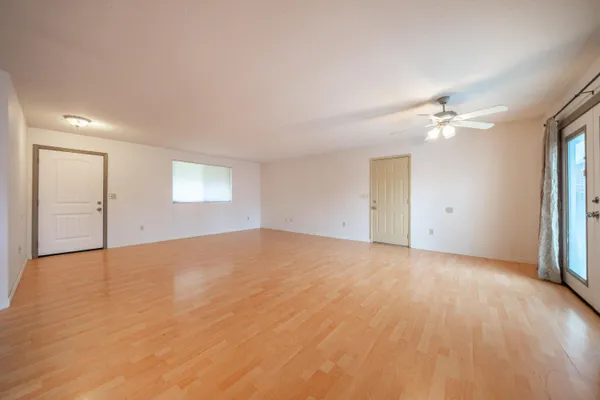 $326,000 | 24175 Old 44 Drive, Millville, CA 96062