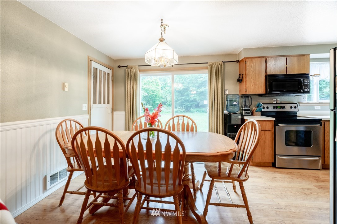 38 Raspberry Road Elma, WA 98541 - Photo 8 of 40 Gallery Image 8