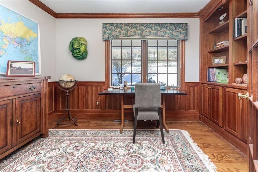 46 Black Burnian Road Weston, MA 02493 - Photo 27 of 42