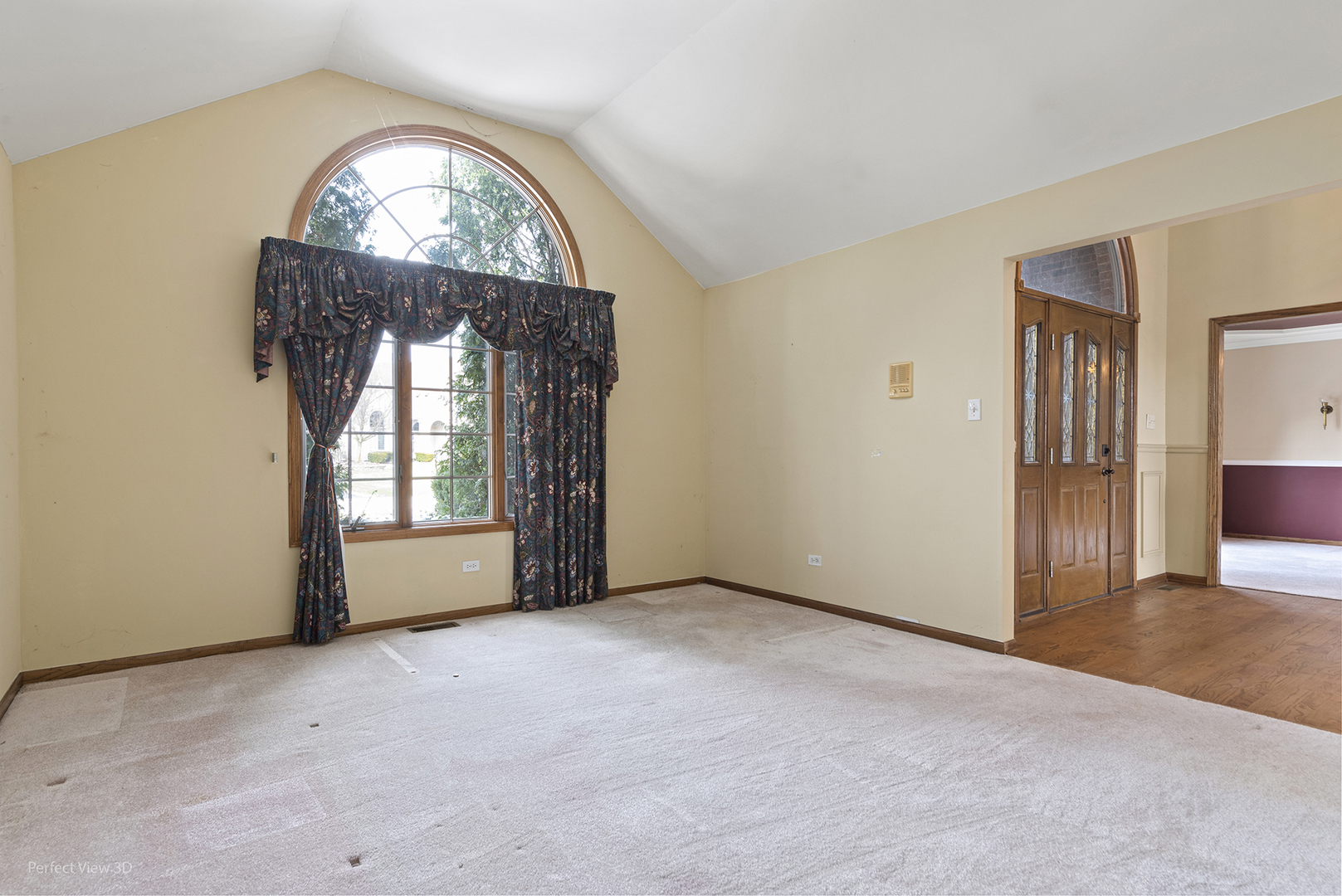 13172 Briar Patch Lane Lemont, IL 60439 - Photo 3 of 26 an empty room with windows mirror and windows