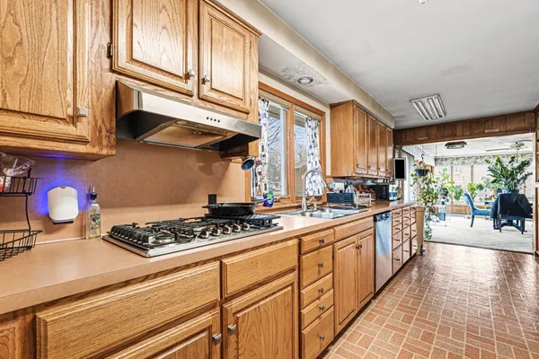 $240,000 | 145 Pleasantview Drive, Battle Creek, MI 49017