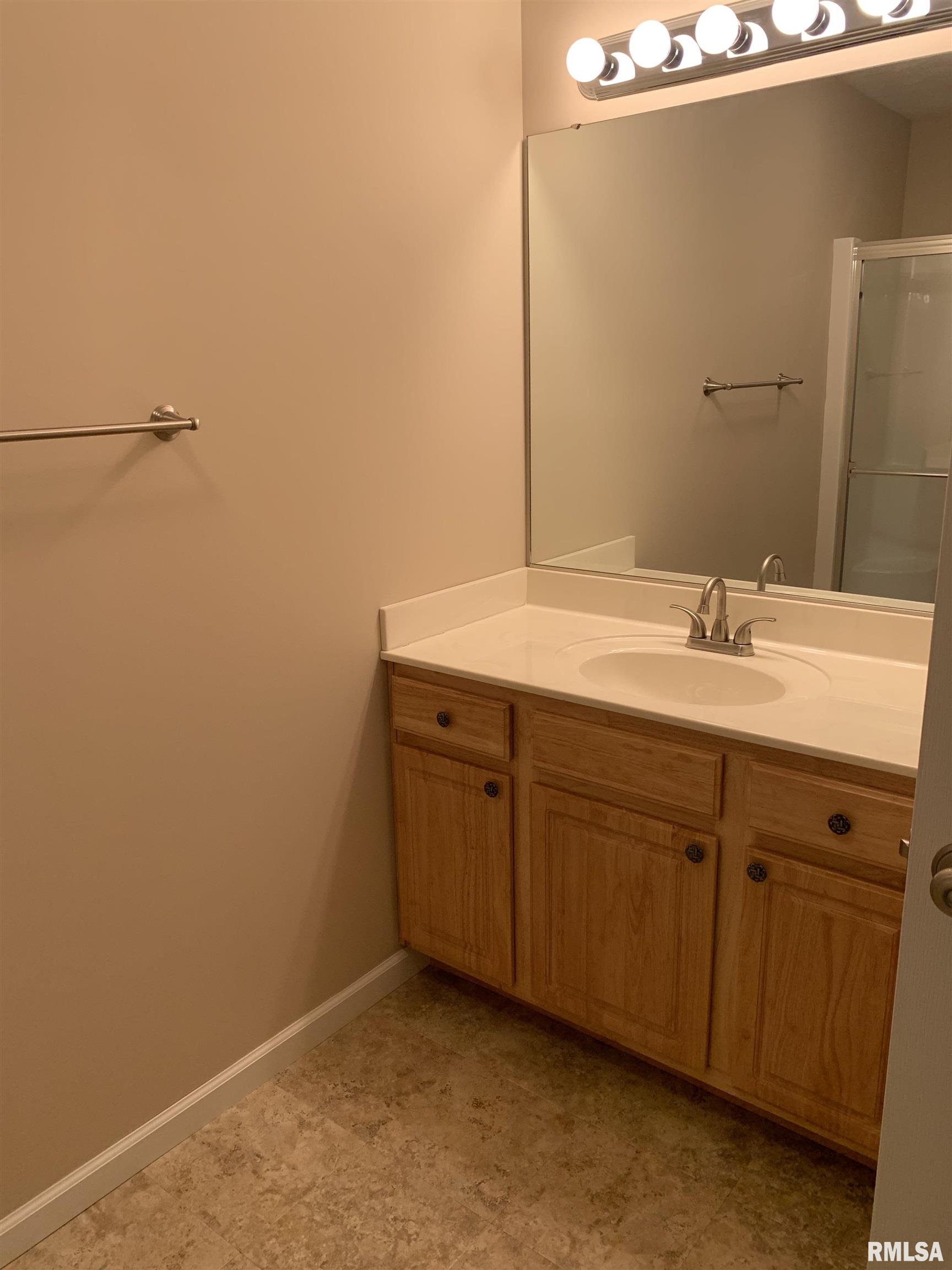 1210 East Reeves Street, Unit 7 Marion, IL 62959 - Photo 22 of 26