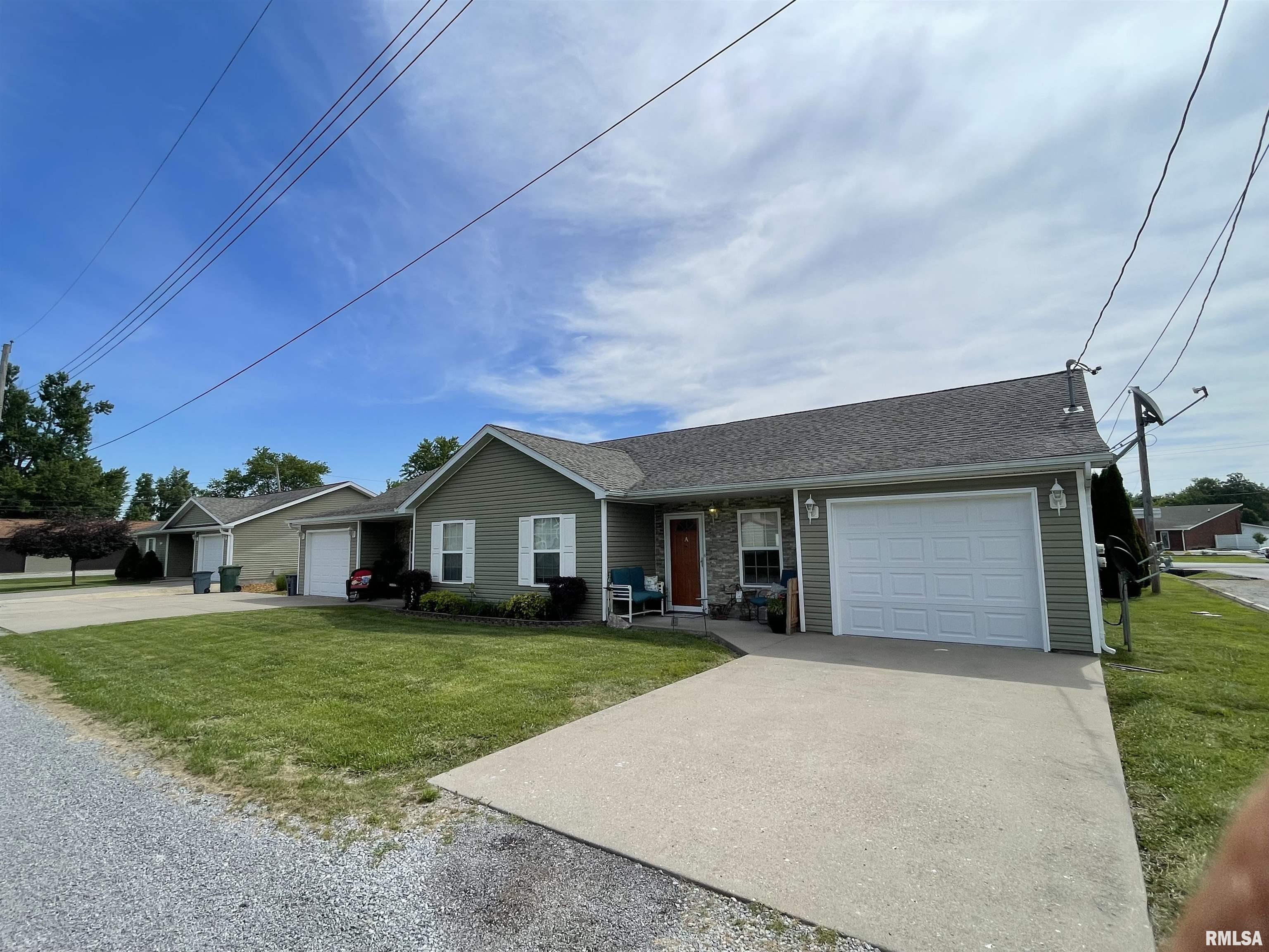 1210 East Reeves Street, Unit 7 Marion, IL 62959 - Photo 3 of 26