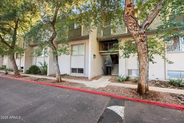 $1,599 | 1018 East Osborn Road, Unit E, Phoenix, AZ 85014