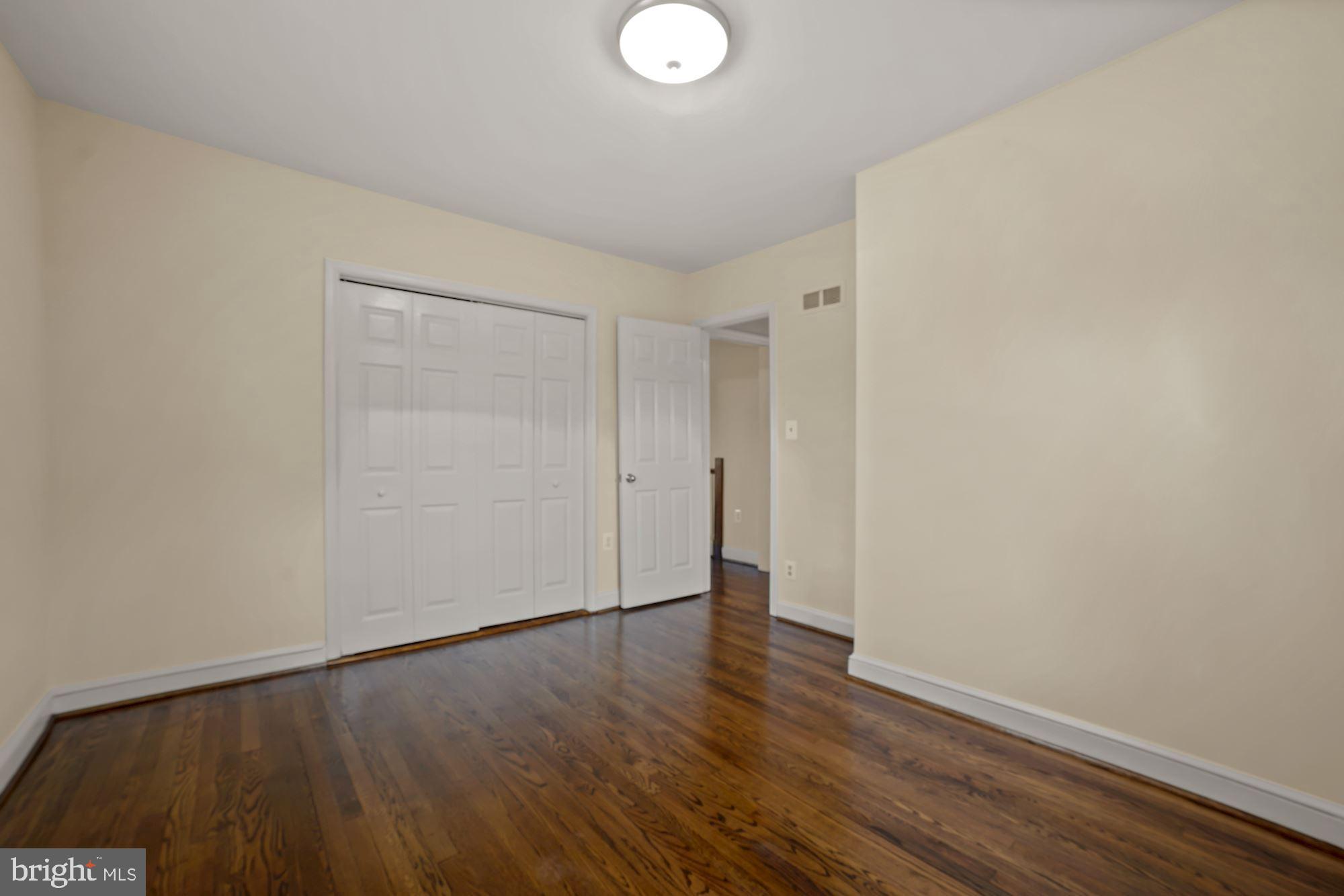 302 Ladson Road Silver Spring, MD 20901 - Photo 16 of 31 New Light Fixtures!
