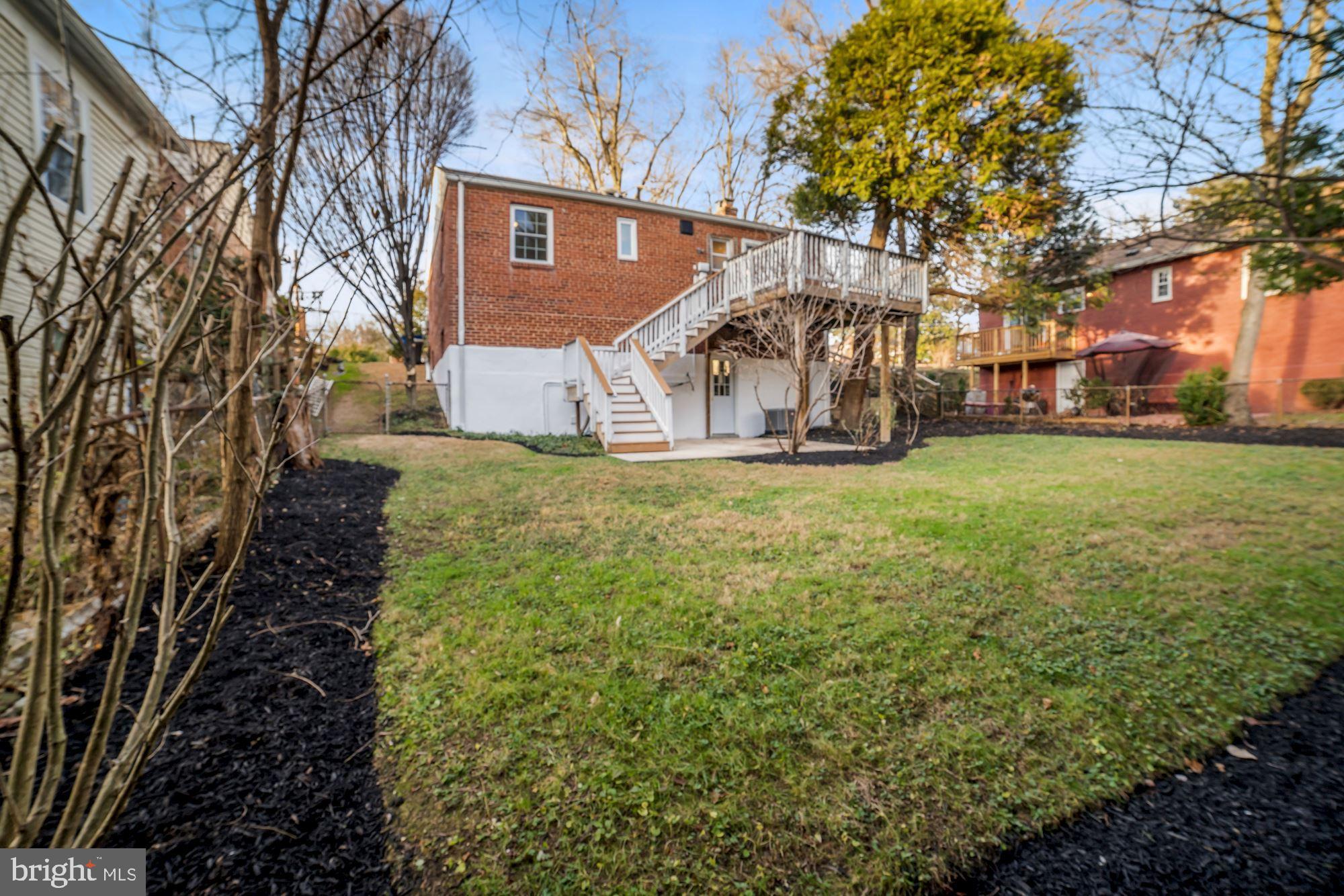 302 Ladson Road Silver Spring, MD 20901 - Photo 5 of 31 Bonus! Inground Sprinkler System