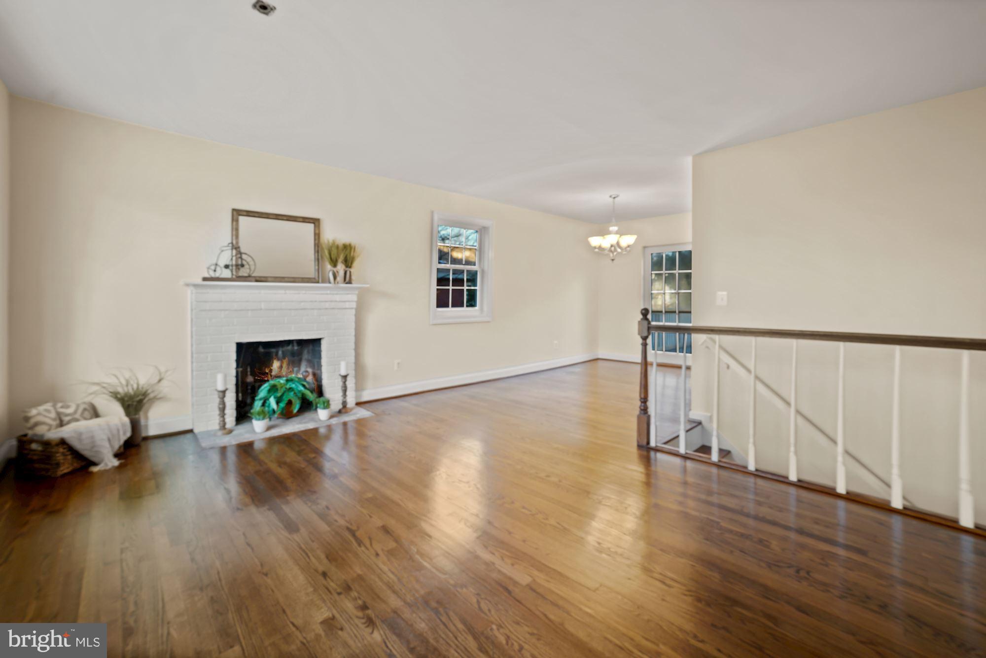 302 Ladson Road Silver Spring, MD 20901 - Photo 7 of 31 Cozy Wood Burning Fireplace!