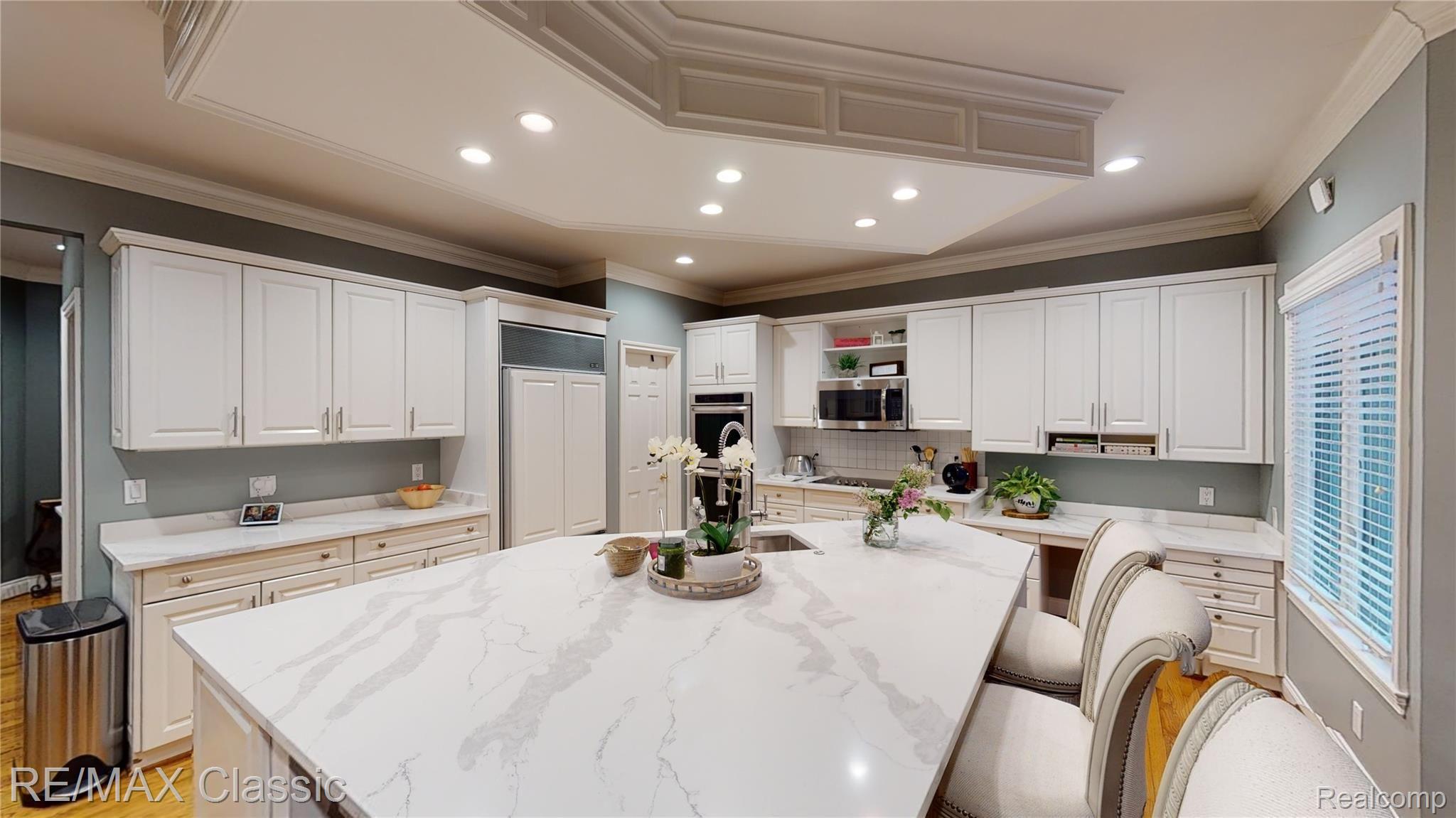 8650 Ridge Road Canton, MI 48187 - Photo 16 of 88 #E - Kitchen 3.jpg