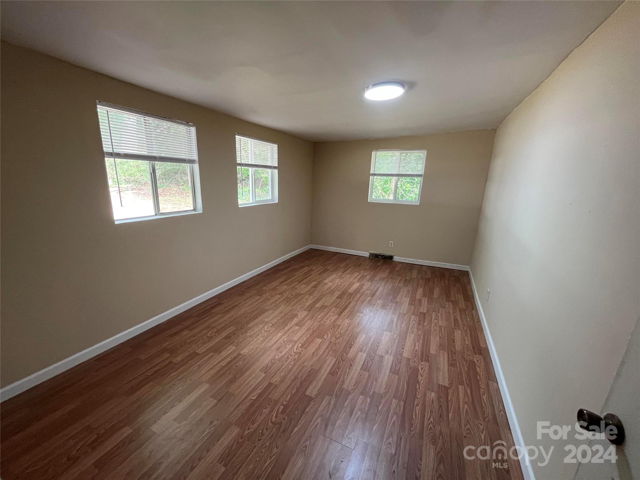 37 McDonald Road Arden, NC 28704 - Photo 8 of 11 Gallery Image 8