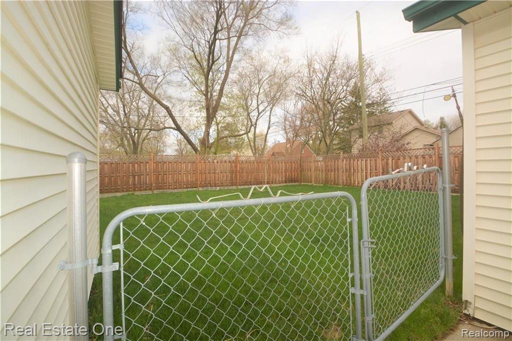 2947 Walsh Drive Rochester Hills, MI 48309 - Photo 18 of 18