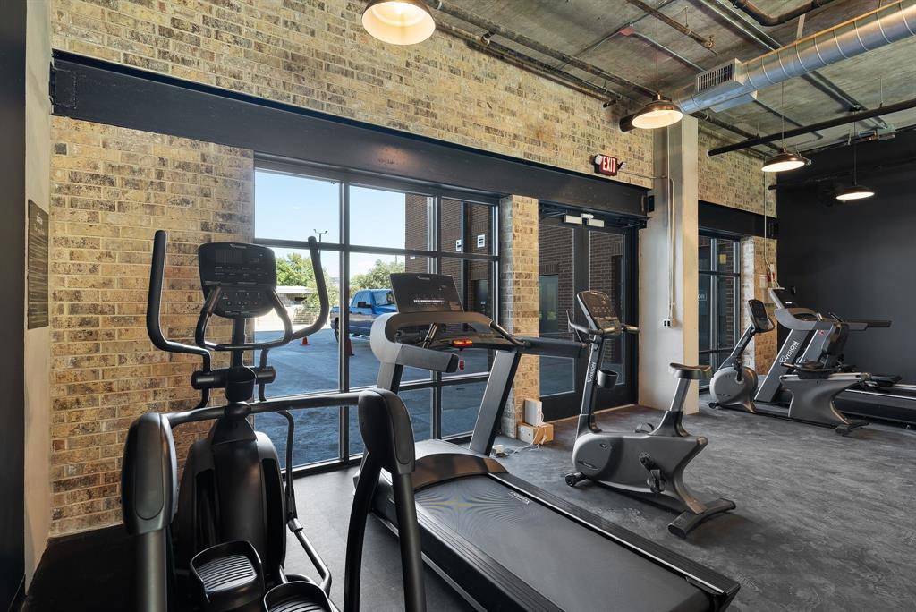 4510 Terry-O Lane, Unit 416 Austin, TX 78745 - Photo 24 of 40 a room with gym equipment