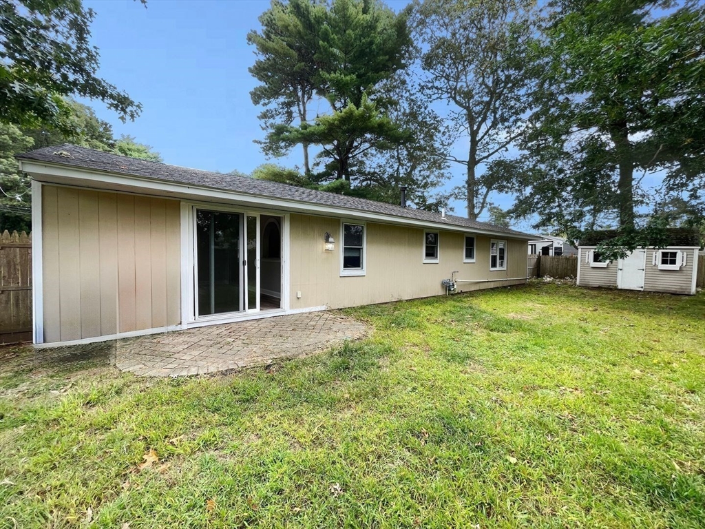 7 Wright Lane Wareham, MA 02571 - Photo 12 of 13 Gallery Image 12