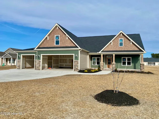 $405,000 | 205 Rae Drive, Pikeville, NC 27863