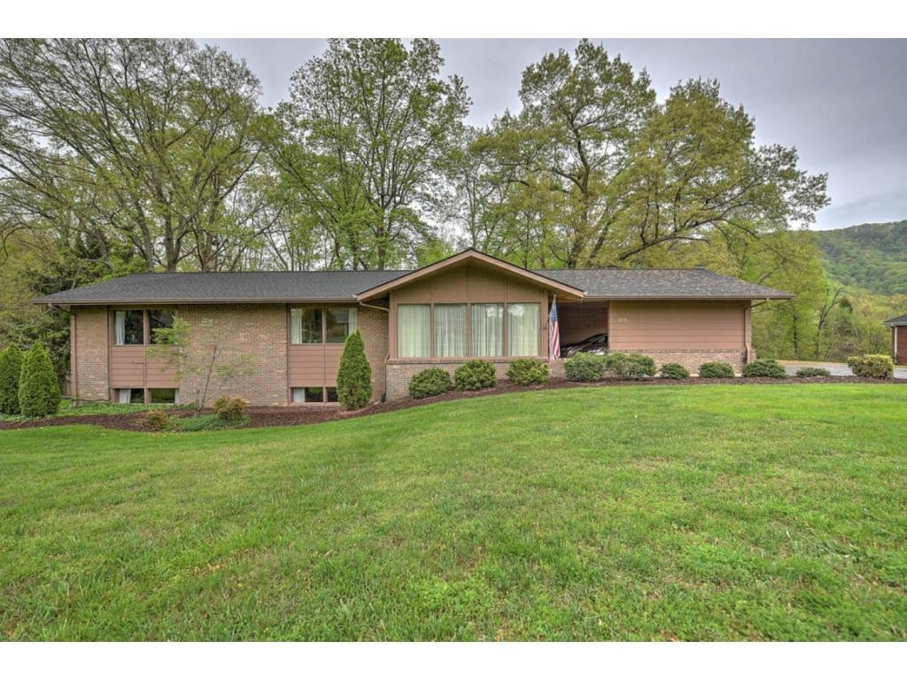 820 Ridgefields Road Kingsport, TN 37660 - Photo 2 of 35 Photo 2