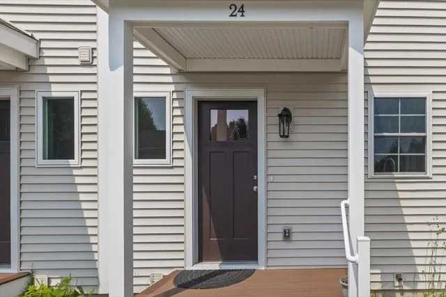 $368,000 | 24 Wilsons End Place, Essex Junction, VT 05452