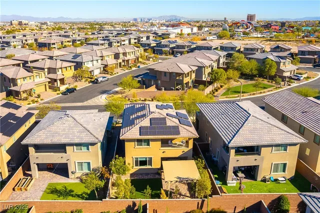 $600,000 | 7027 Amethyst Peak Street, Las Vegas, NV 89148