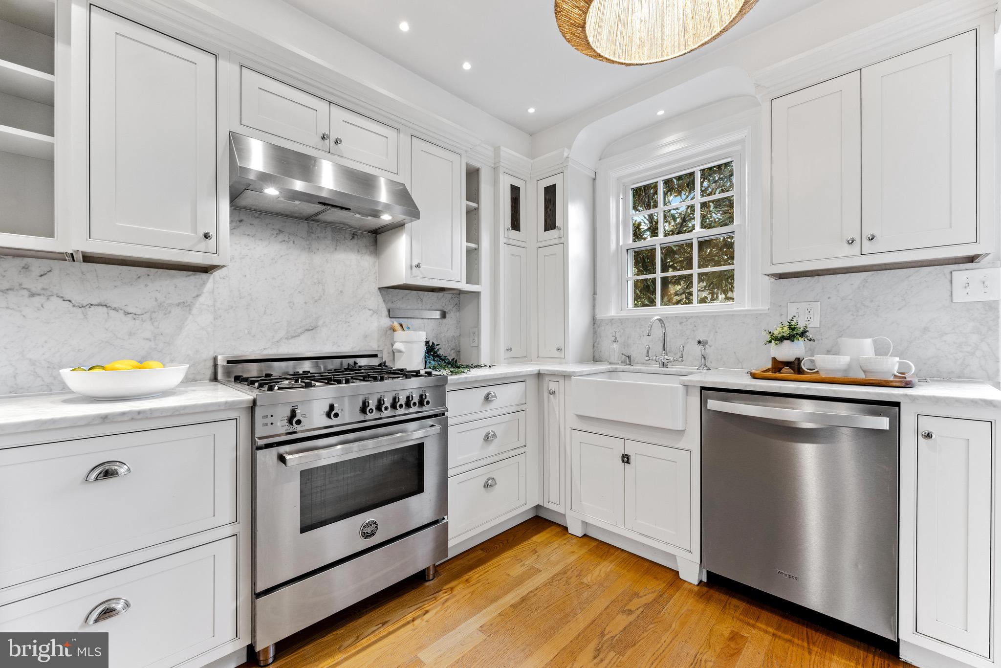 640 Coleraine Road Baltimore, MD 21229 - Photo 20 of 57