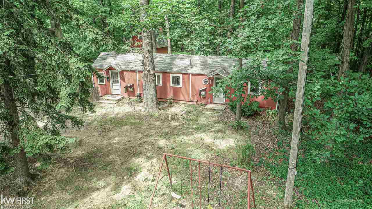 5366 Davison Road Lapeer, MI 48446 - Photo 14 of 36