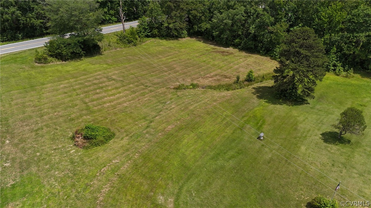 5735 Broad St Road Kents Store, VA 23084 - Photo 46 of 49 a view of a yard