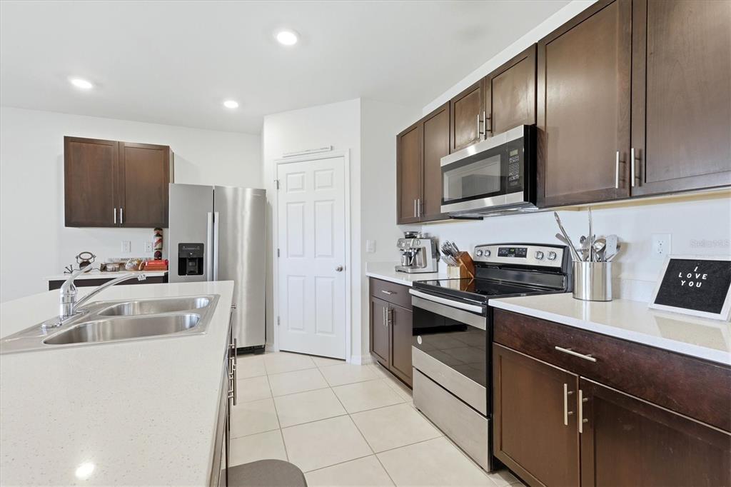 258 Rio De Janeiro Avenue Punta Gorda, FL 33983 - Photo 13 of 34