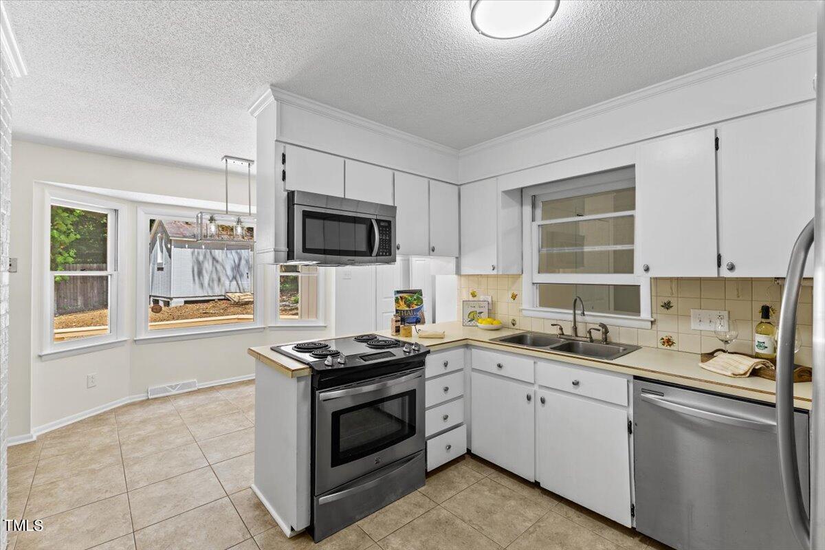 6517 Rainbow Court Raleigh, NC 27612 - Photo 15 of 39 15-6517 Rainbow Ct