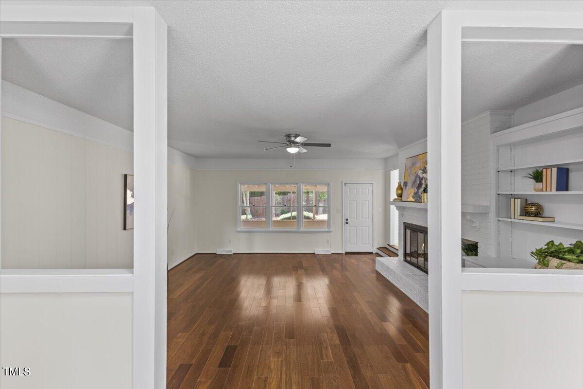 6517 Rainbow Court Raleigh, NC 27612 - Photo 5 of 39 09-6517 Rainbow Ct