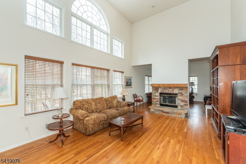 1240 South Beverwyck Road Parsippany, NJ 07054 - Photo 9 of 26