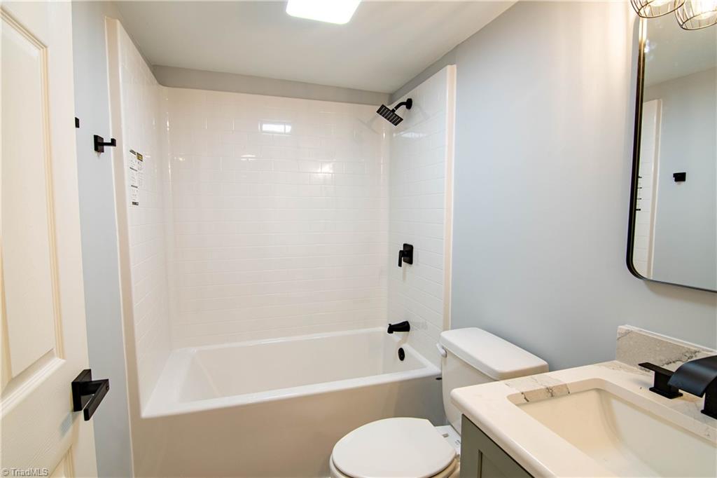 487 Brooks Road Reidsville, NC 27320 - Photo 15 of 30