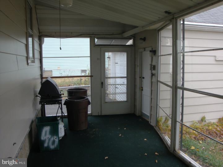 40 Shirley Road Hatboro, PA 19040 - Photo 22 of 25 Enclosed Porch