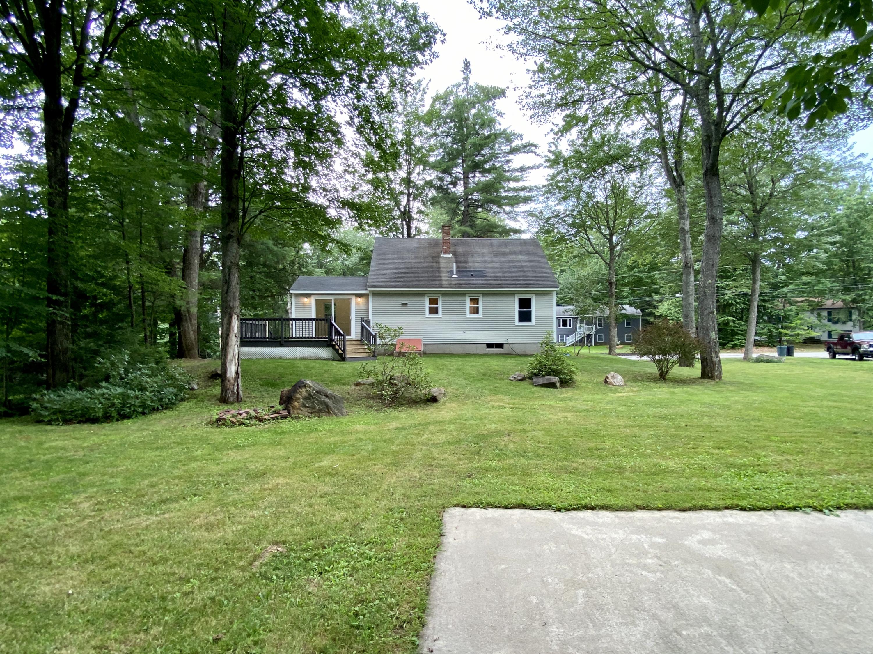 53 Barbara Street Springvale, ME 04083 - Photo 8 of 29 C2113931-5474-48E4-A24C-7BB400861E6B