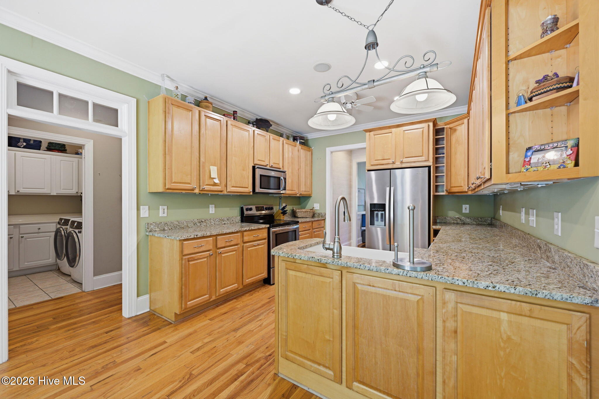 202 Emmen Road New Bern, NC 28562 - Photo 9 of 41