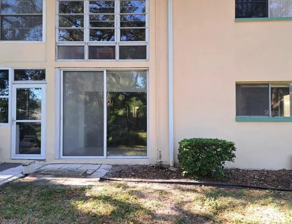 $1,600 | 2005 Greenbriar Boulevard, Unit 1, Clearwater, FL 33763