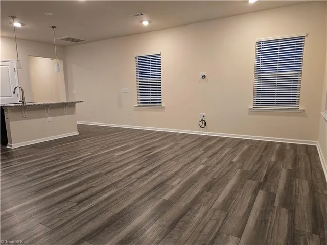 $1,790 | 883 Falls Grove Trail, High Point, NC 27265