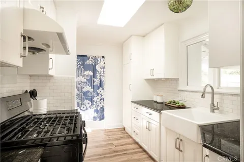 $1,399,950 | 2834 East Orange Grove Boulevard, Pasadena, CA 91107