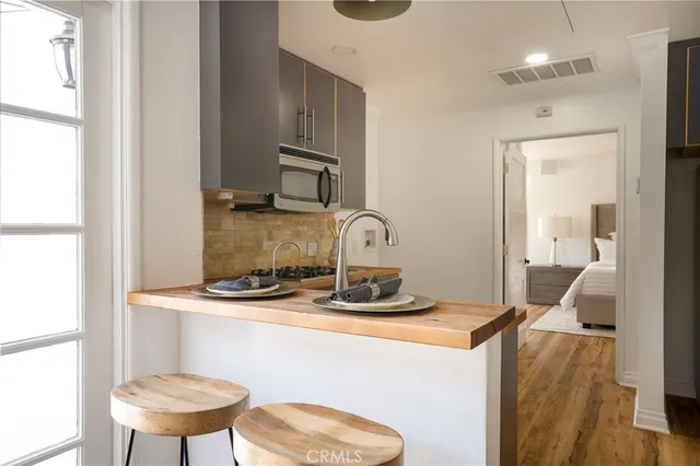 $1,399,950 | 2834 East Orange Grove Boulevard, Pasadena, CA 91107